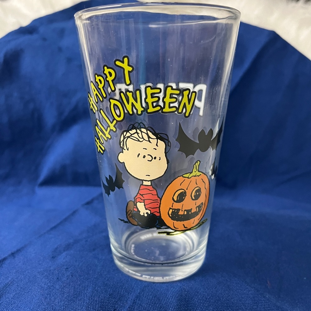 Peanuts Drinking Glass Halloween